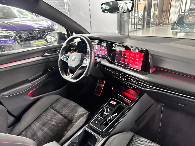 Volkswagen Golf GTI – Foto 12 de 18