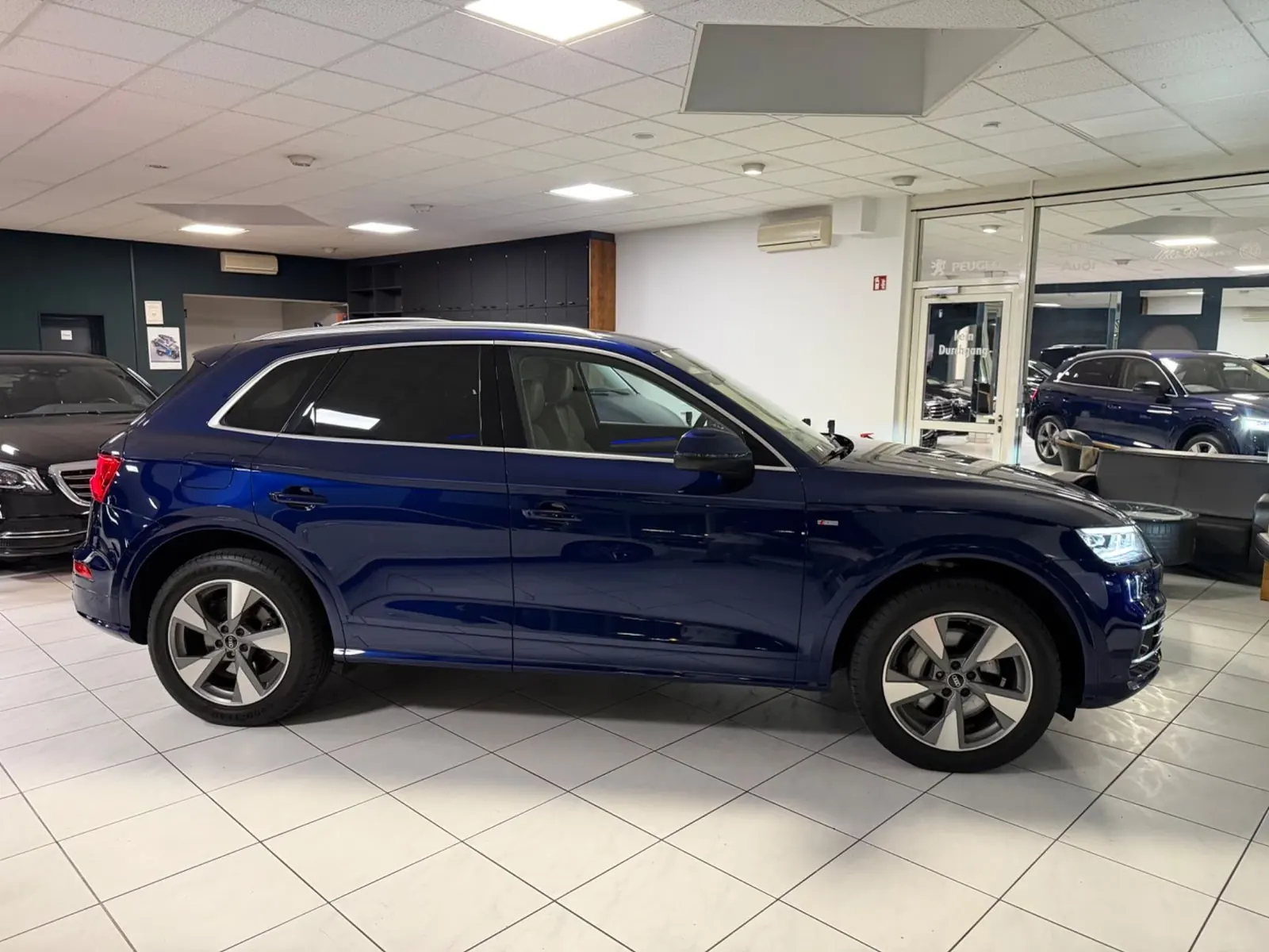 Audi Q5 55 TFSI e quattro S line · S tronic – Foto 4 de 12