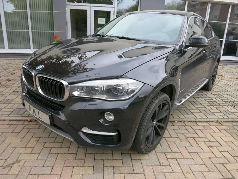 BMW X6 xDrive40d – Foto 1 de 11