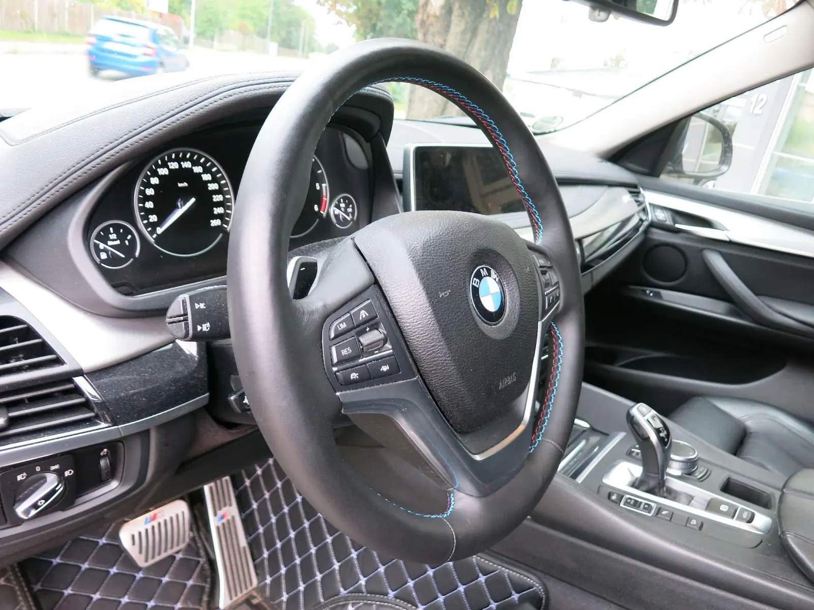 BMW X6 xDrive40d 3.0d Steptronic – Foto 7 de 11