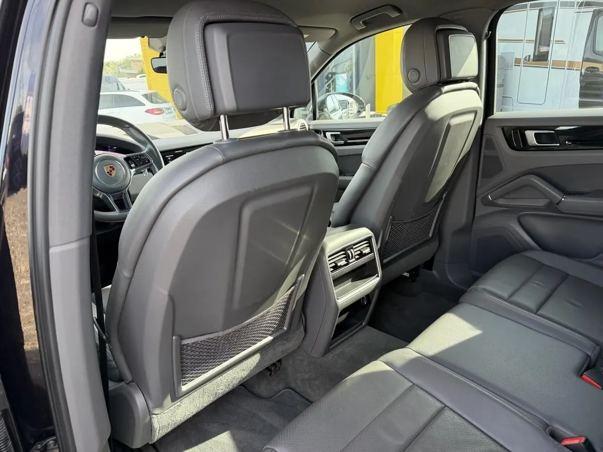 Porsche Cayenne 3.0 V6 Tiptronic S – Foto 11 de 13