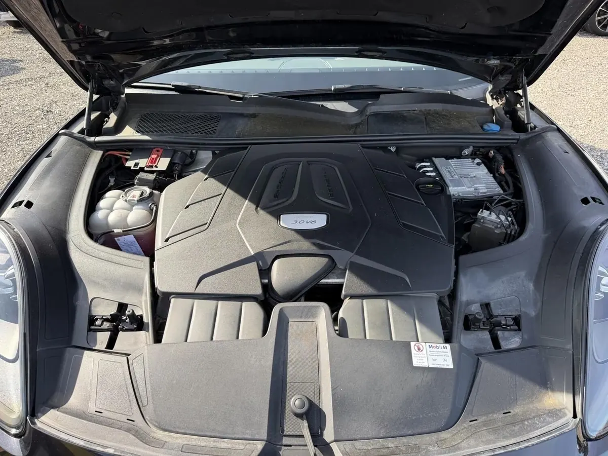 Porsche Cayenne 3.0 V6 Tiptronic S – Foto 13 de 13