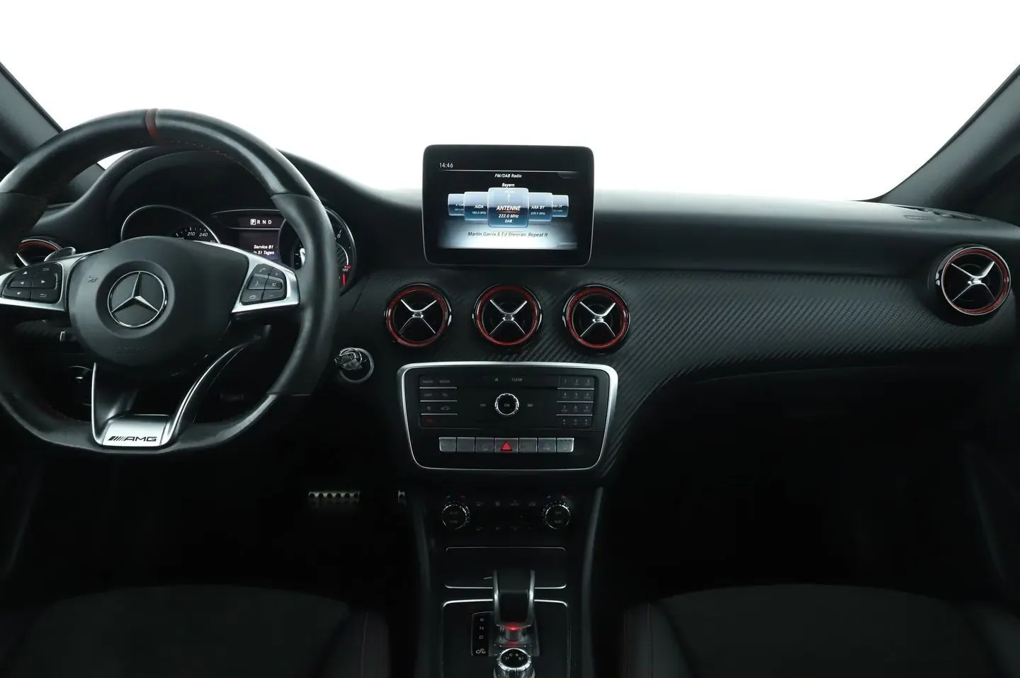 Mercedes-AMG A 45 4MATIC 2.0 SPEEDSHIFT DCT – Foto 11 de 13