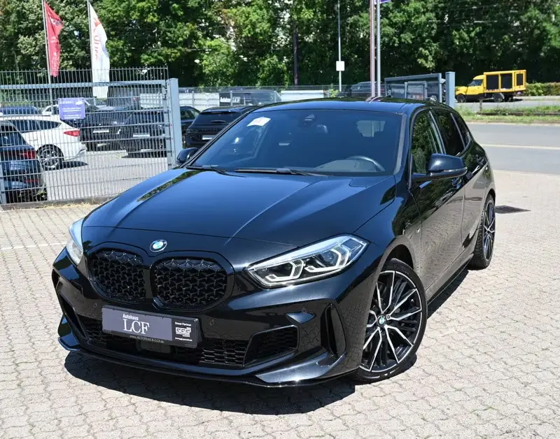 BMW M135i xDrive – Foto 1 de 10