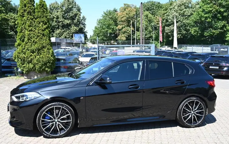 BMW M135i xDrive – Foto 2 de 10